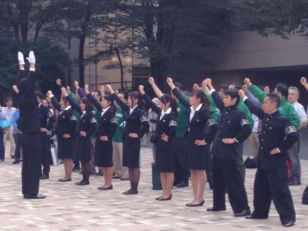 専修大学全学応援団吹奏楽部 野球 やりました 本日の東京農業大学戦を勝利し 専大野球部が12年秋季以来の2部リーグ優勝を果たしました いよいよ入れ替え戦です 日程をまた掲載いたしますのでみなさんぜひ一緒に大きな声援を送り