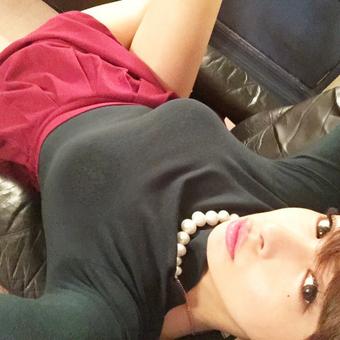 なんか、足組んだらどんな体勢かわからなくなってるな。ほほほ！꒰◍ᐡᐤᐡ◍꒱ http://t.co/ZswAd0dnkn