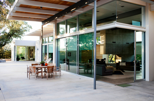 nytrealestate's tweet photo. What You Get for $2.95 Million ... in Texas: http://t.co/2NkMxQQBUw Photo: Ben Sklar for NYT http://t.co/Y8dEvZydpb