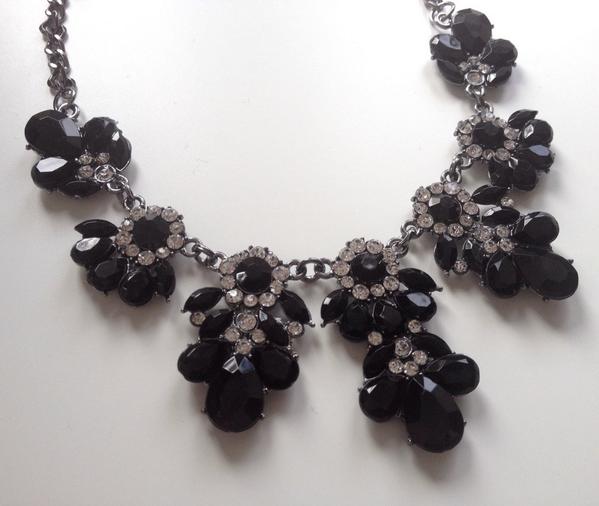 _StyleStatement's tweet image. NEW IN: Black Magic £9. DM to order. ⭐️⚡️🔮