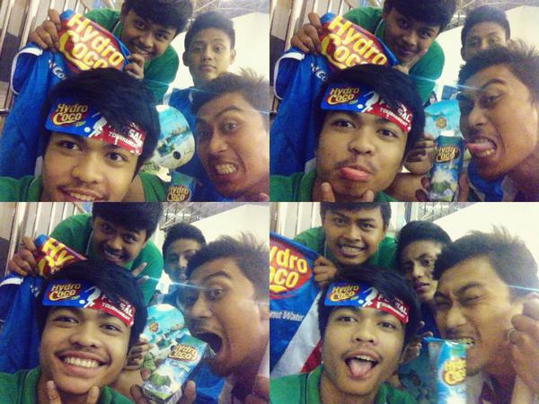 febrianakbr's tweet photo. Walaupun kalah kita tetep eksis @My_HydroCoco #sman67 http://t.co/6Qb7wZ8PEt