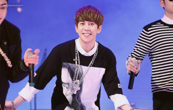 _mischievousboy's tweet image. 20141018 조금 흔들렸지만 갠차나 귀여움이야 farm6.staticflickr.com/5611/155692451… #박경 @KYUNGPARK1992