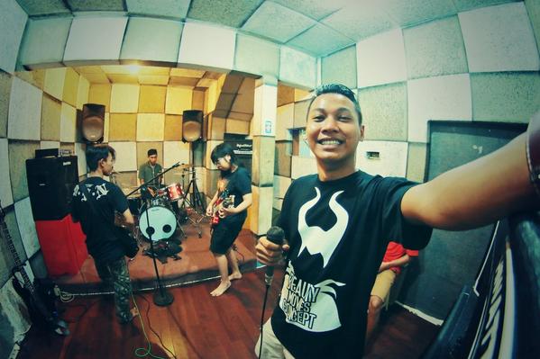 <a href="/MMTmetal/">ManoharaMustTortured</a> <a href="/PMC_Official/">ProbolinggoMetalhead</a>