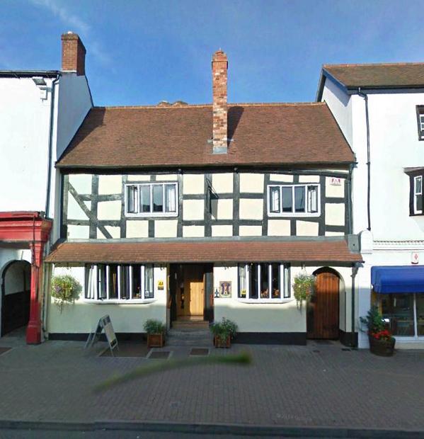 Herefordpubs's tweet image. Think you know your Herefordshire pubs? Can you name the four featured establishments? #sundaypubquiz