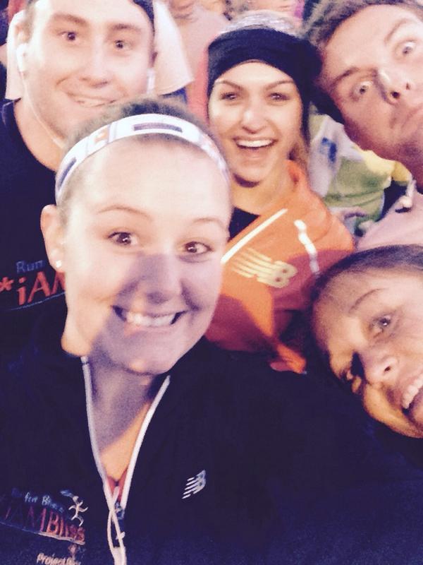 Run_For_Bliss's tweet photo. It's RACEDAY! Tweet us if you see a #iAMBliss runner! Here is some of our team members live from the corral! http://t.co/rB3GpFO1pD