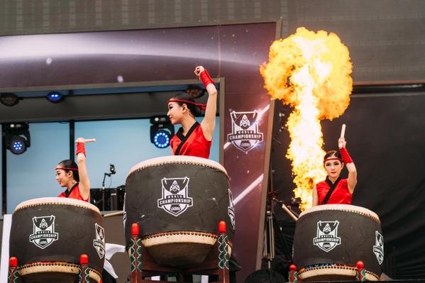 lolesports's tweet photo. Tons of photos from #Worlds are available now at http://t.co/wlPWuZNEs3 http://t.co/G0lx96C1tz