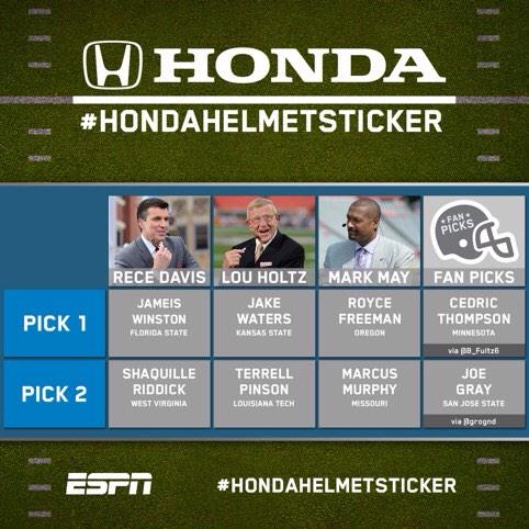 CoachStrohmeier's tweet image. Former Reiver receiving a helmet sticker from Lou!