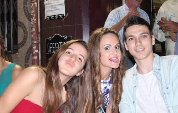 adrimart16's tweet photo. Muy buen dia el de ayer @Lulubelula @paula_andres9 http://t.co/WvF417eq6a