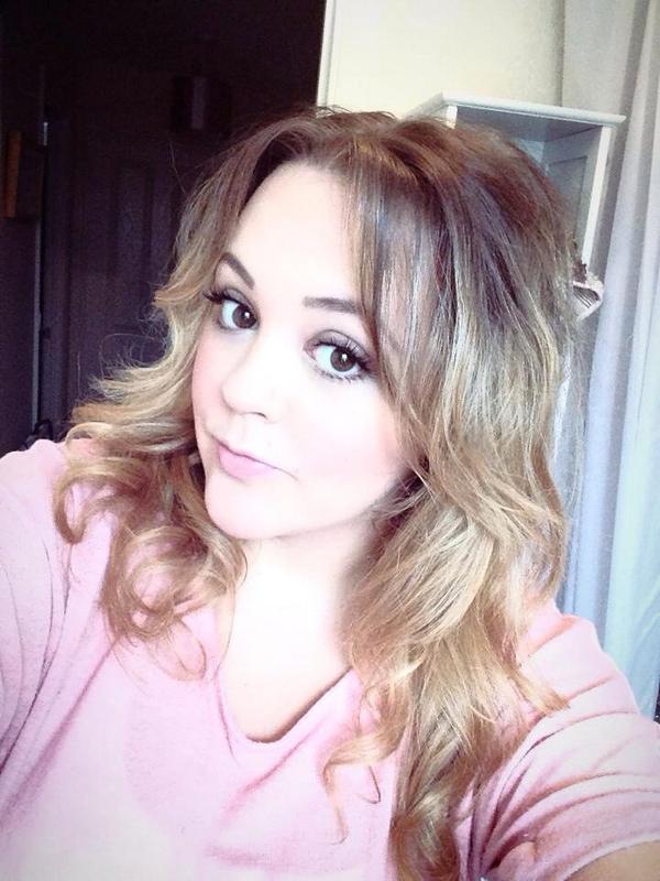 beccihjones's tweet photo. The new look #blondie #ombrehair http://t.co/Fvl30FiGDx