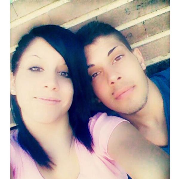 MartadeChiky's tweet photo. Ya van 9 gordi♥ @chikyhardcore te quiero mucho (: http://t.co/QZgva60Usq