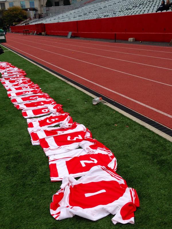jamaral_96's tweet photo. Game day against umass Amherst #rugby #goBU http://t.co/WZxyoYMPtf