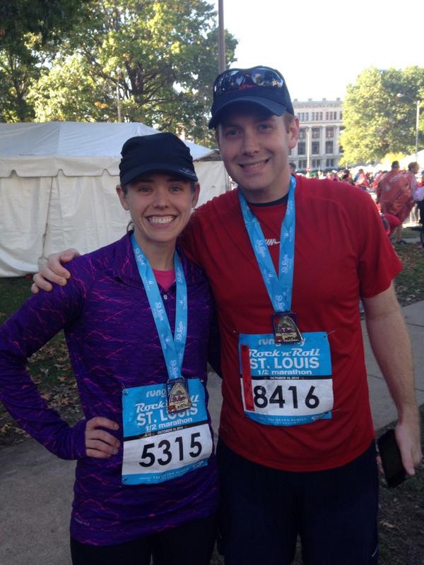 rervin09's tweet photo. 2:01:45! #StlHalfMarathon http://t.co/9DcNdIA83g
