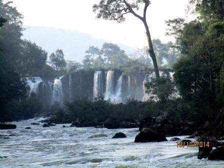 aachalchand's tweet photo. The breath-taking #waterfalls of Southern #Laos. #tadlo #tadfane #tadyuang #bolavenplateau #paksong http://t.co/tIb0jDbg9V