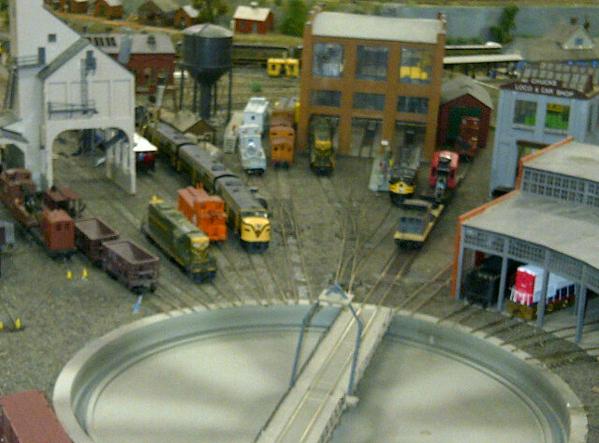 senor_tim's tweet image. #woodstock #modeltrainshow. At the Woodstock model train show with Dad