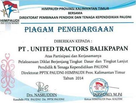 CSRAstra's tweet image. (KalTim) #UnitedTractors  Cab. #Balikpapan dapatkan penghargaan dari Himpunan Pendidikan Anak Usia Dini (HIMPAUD)