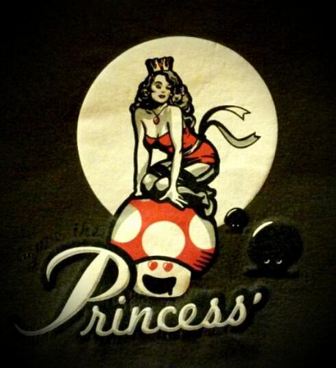 HellEctrix's tweet image. T-shirt du jour ^^ #SaveThePrincess #SFI