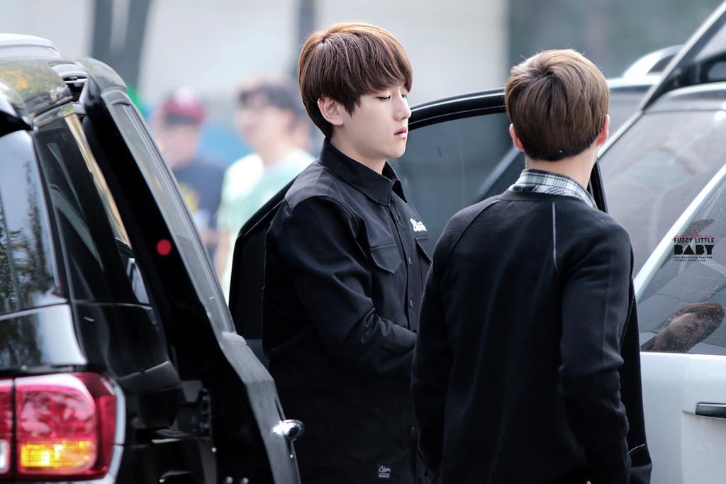 B0UezI6CEAQL8d8.jpg:large