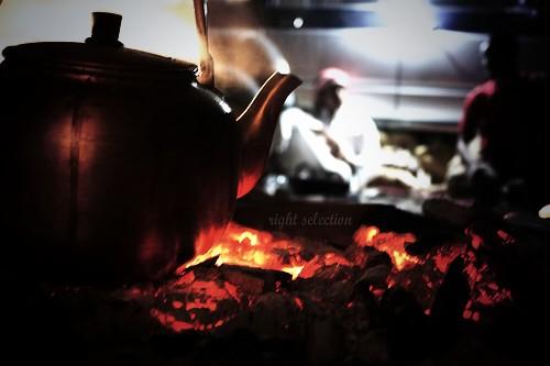 أًدَوَر الفَرَحَـة مَعَ اللِي يَسَهُرُوُن 

وأن ذَكَّرَونّي خَذَتْ فَنّجال وسًرٍيت !