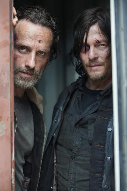 TWDPics's tweet photo. Ready for Season 5, episode 2 tonight?! http://t.co/VrNuN87Weh