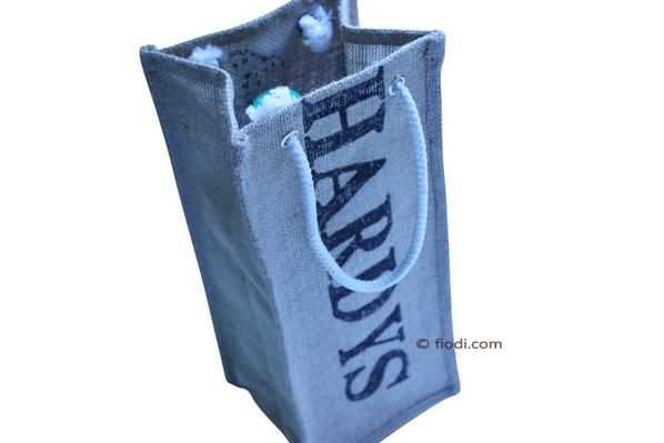 fiodiofficial's tweet photo. #Natural/#Bio/#ECO friendly #jute #wine #bags By fiodi from Bangladesh. For more info: http://t.co/B7HN4sKpXg http://t.co/cScRbXPYf2