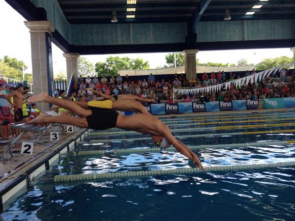protudec's tweet photo. Así va el tercer día de competencia de Copa Cancun, felicidades a todos nuestros competidores!! #nadandoconcausa http://t.co/VIbYoXhNu0
