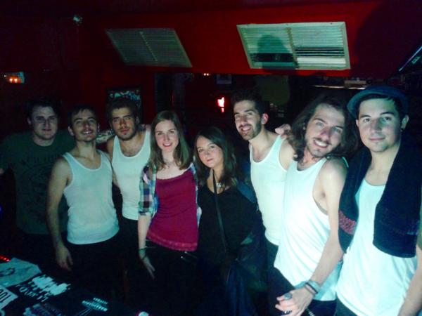 Perder la voz cantando es la mejor medicación. GRAN CONCIERTO DE <a href="/estoesLaMODA/">La M.O.D.A. 𐁇</a>!!!