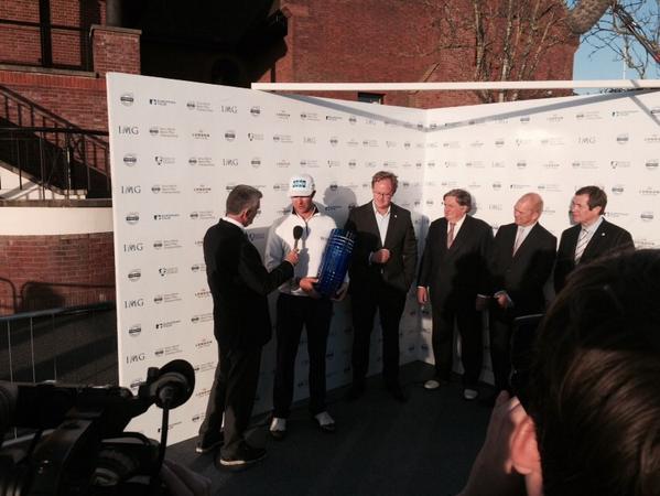 IMGgolf's tweet photo. @MikkoIlonen being presented with the #VWMPC trophy http://t.co/aqguMFDTo3
