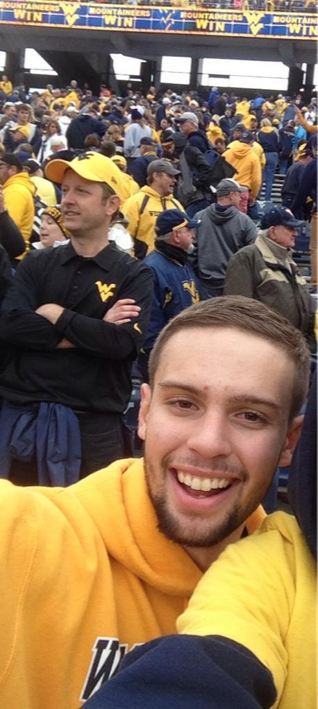 ItsActuallyLuis's tweet image. Have you seen my friend #HelpFindDylan