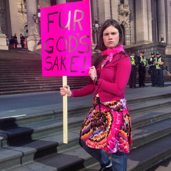 PAPWAP's tweet photo. FUR GODS SAKE. #furgodssake #springst #notoanimalporn http://t.co/5VoiQ55OKQ