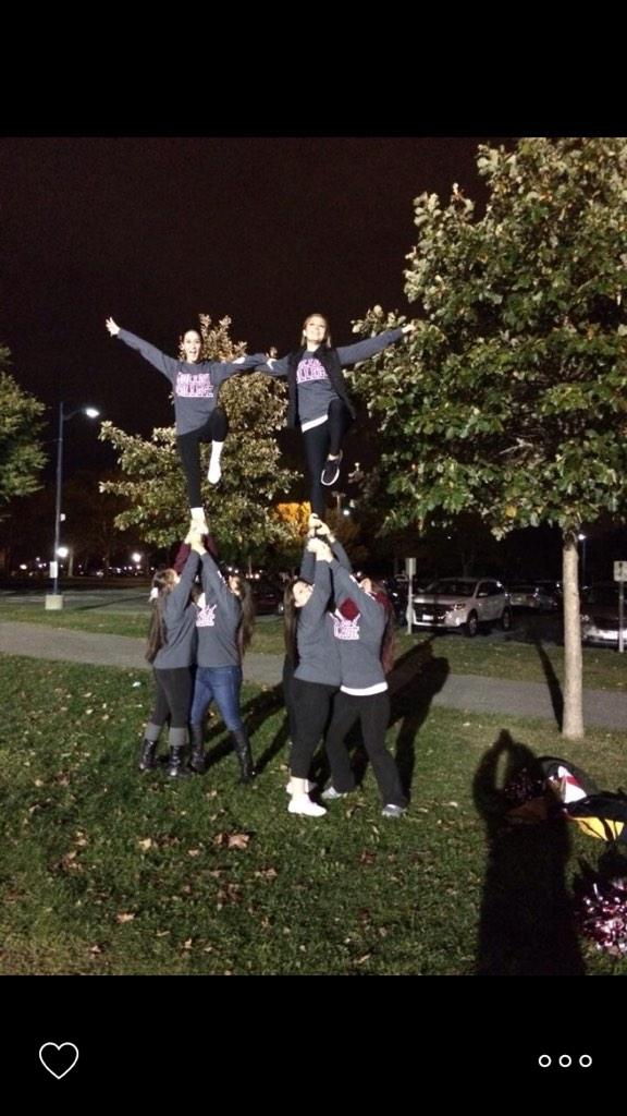 Molloy Cheerleading tweet media