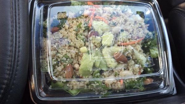 lapooch10's tweet image. Doing my small part today to support The Beagle Freedom Project #veggiegrill #VG4BFP