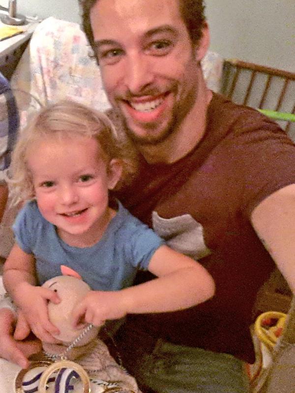 PieterTimmers's tweet photo. Ook goud voor mn grootste supporter om zo hard te toeteren! 3 op 3 in Aken met mooie tijden #freestylebaby #ISFAachen http://t.co/IaS3CaLfm1