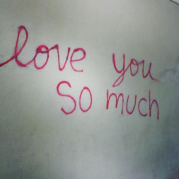 InstAustinTX's tweet image. Austin street art, appropriate for the weekend’s festivities. #octoberinaustin #imigkoml... ift.tt/1rTmpcw