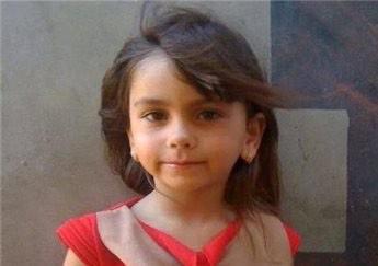 RaniaKhalek's tweet image. 5-yr-old Einas Khalil died after being rammed by Israeli settler car in the occupied West Bank maannews.net/eng/ViewDetail…