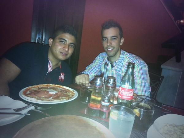 ivannikili's tweet photo. Con el mijo @klevercrf http://t.co/NaeiD39Kf9