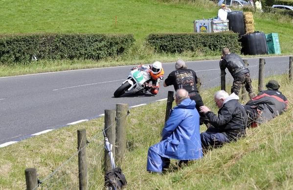 treefeller65's tweet photo. . @UlsterGrandPrix @james_cowton on his way to 250 win #2014UGP http://t.co/SmdYIIfuqW