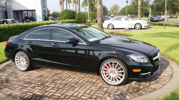 dc_exekutive's tweet image. Which one would you choose?
GMC Yukon*Mercedes S550 Black/White
#NeedSomeHelp
#ToughDecision
#WWYD
#WWJD