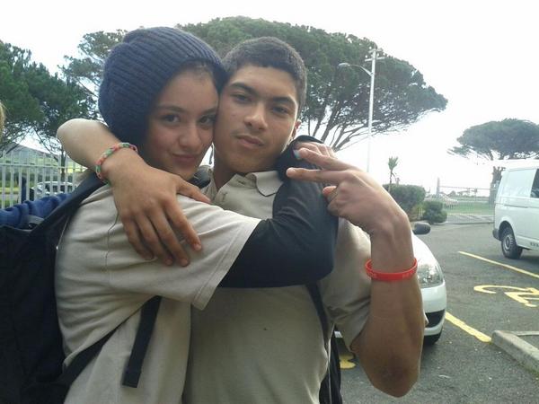f751c049ec2341d's tweet photo. My lovely and I♡ http://t.co/oiYAvqkPS2