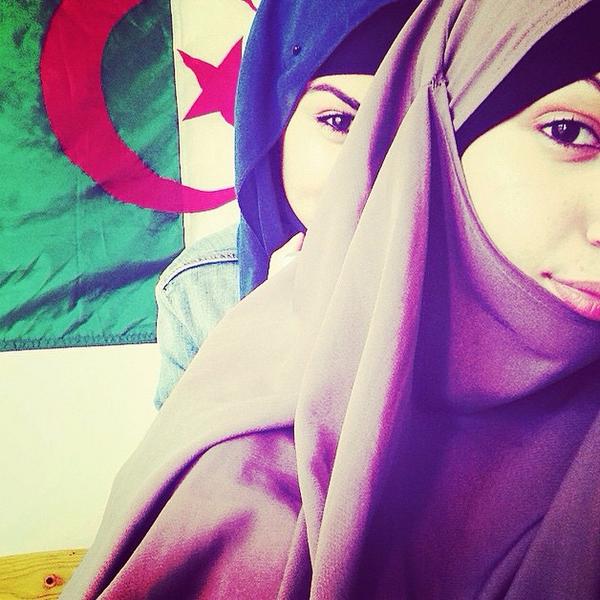 Samisou94's tweet photo. #DzBoss #SamEtFaiza #PostBadCouple ๐๐๐๐ http://t.co/eIuhpOnzB4