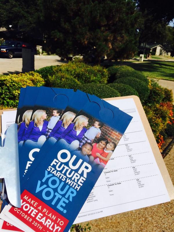 BGTXRichardson's tweet photo. BACK AT IT, Y'ALL📋✏️🚪🌟. #TeamWendy #Knocktober #BGTXKnocks http://t.co/4rxIF1g4OK