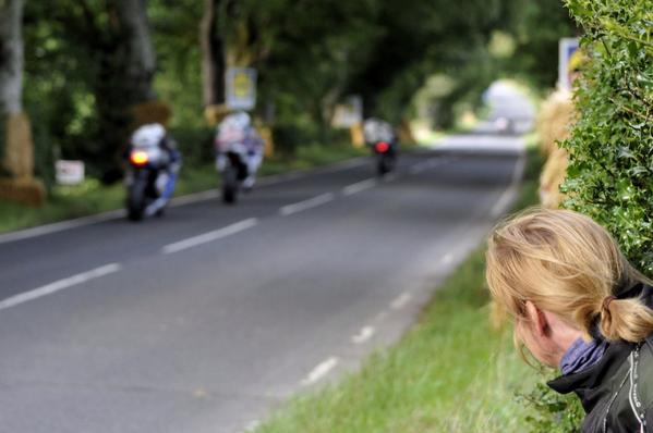 treefeller65's tweet photo. . @UlsterGrandPrix Can't beat the front row view at a real road race. #2014UGP http://t.co/OoqKTpDW4E