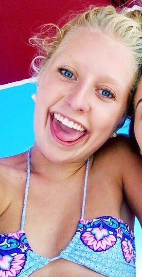 EPHSfaves's tweet photo. The dime herself, @emileejacobson9 💜😍 http://t.co/z2kI5Cyiwj