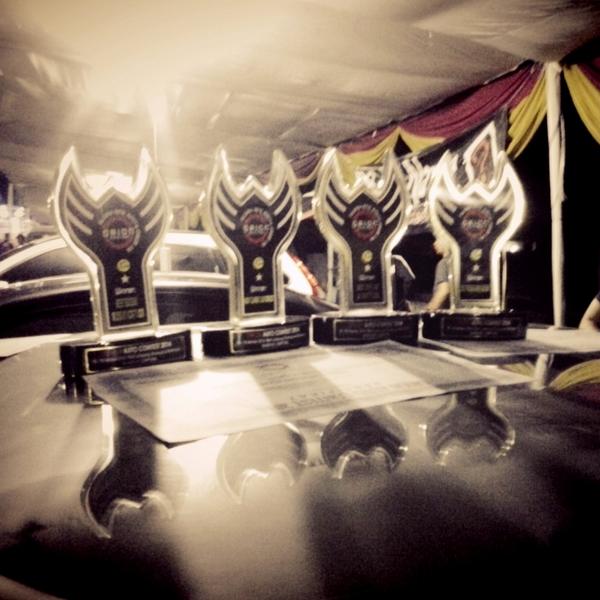 4piala(the best suzuki,the best garage audio desaign,the best classic car,THE BEST CLUBWITH ATTITUDE) keep solid team