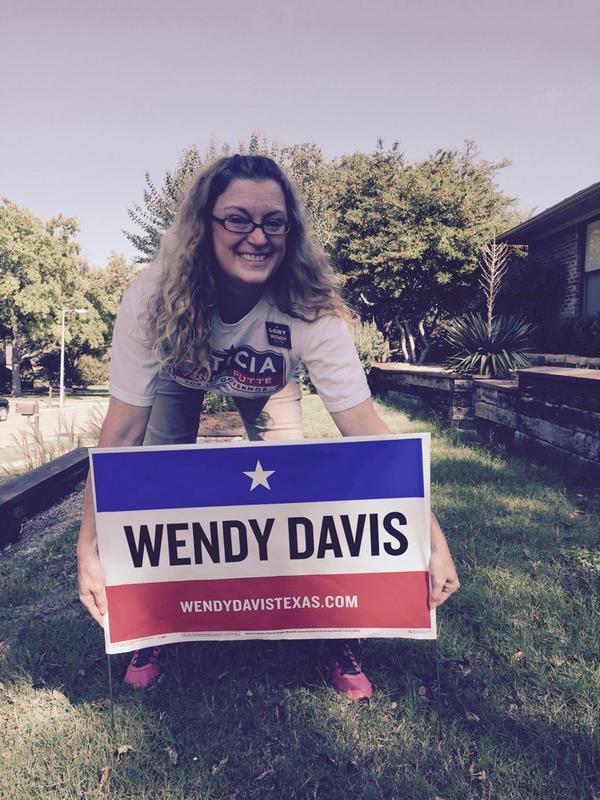 BGTXRichardson's tweet photo. L👀KIN' GOOD, RICHARDSON👌💙 #TeamWendy #Knocktober #BGTXKnocks #GOTV #Texas http://t.co/M6GJjoVgdP