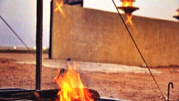 أعلمك ، وش قلت في نفسي الحين ؟

،

يا كبر حظ اللي تقهوا معاهم ..