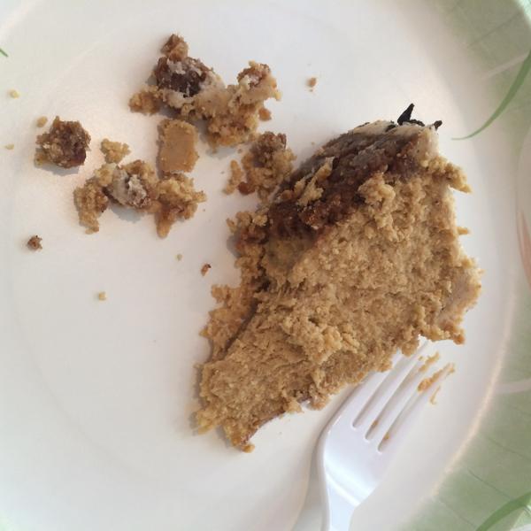 lexstrongsbig's tweet photo. Shoutout to the best little ever for the cheesecake! #bestlil #nomz http://t.co/ooAb84YNIy
