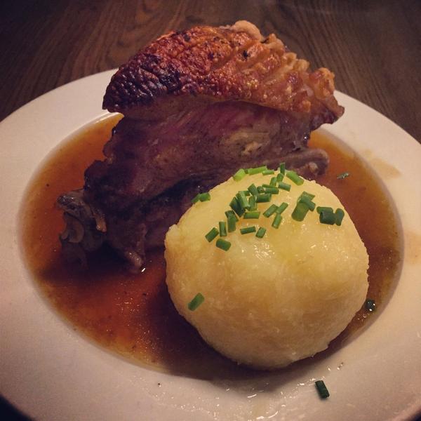 Marqueee's tweet photo. Eine Sache hatte ich vor der Abreise noch zu erledigen... #fcfr14 http://t.co/7DEgd9YsFQ