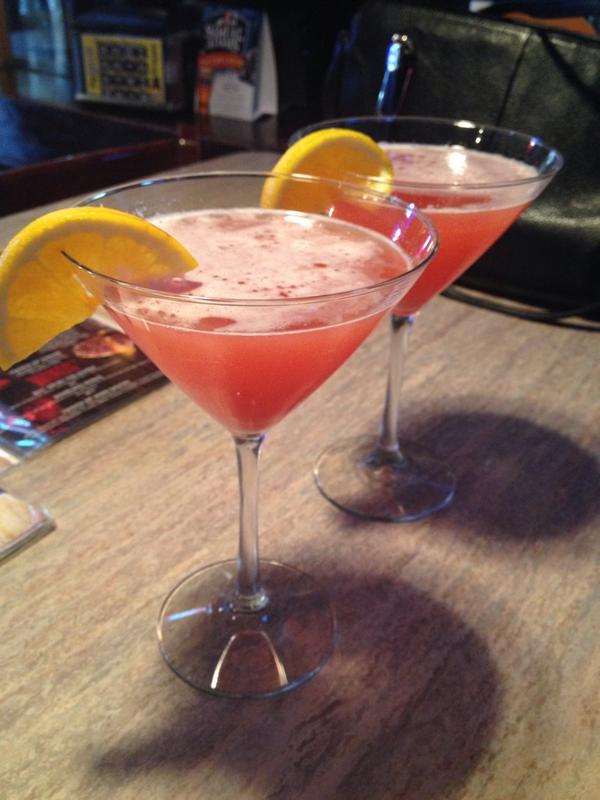 IvansFitness's tweet image. Starting with some drinks #tcHooligans #cheatMeal