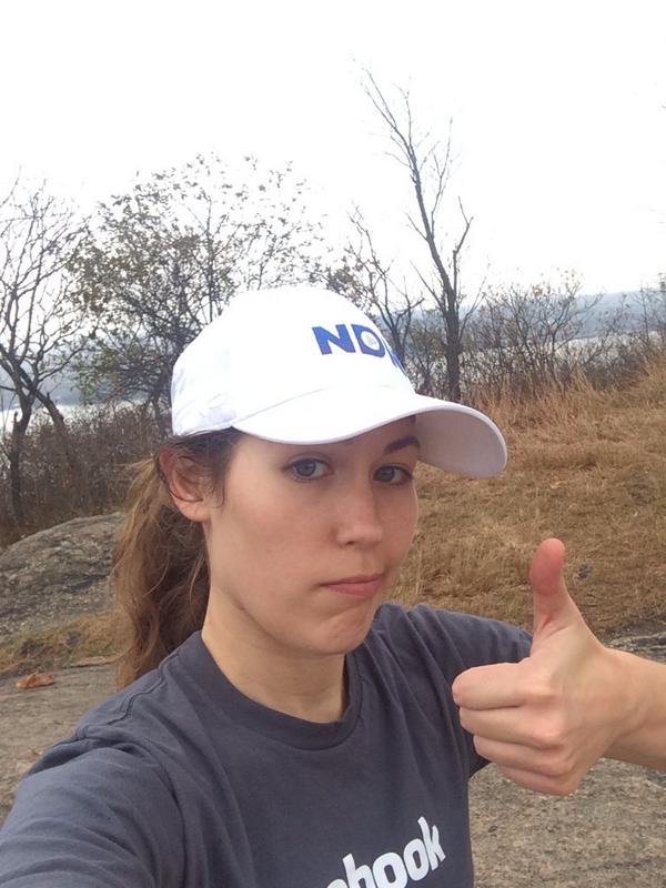j_brandt's tweet photo. Repping @newsinc during our fall hike #breaknecknyc #leaveshavefallen http://t.co/ENcHeDUuYY