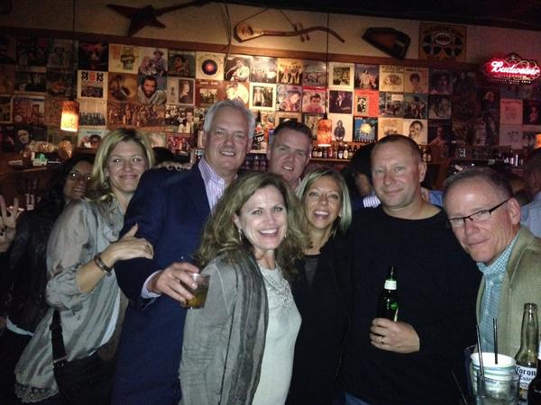 BethBull26's tweet photo. Unwinding after long day of stepping... will step up on day two? @jkjinc1#leadingage14 http://t.co/BbXW0WtJoh